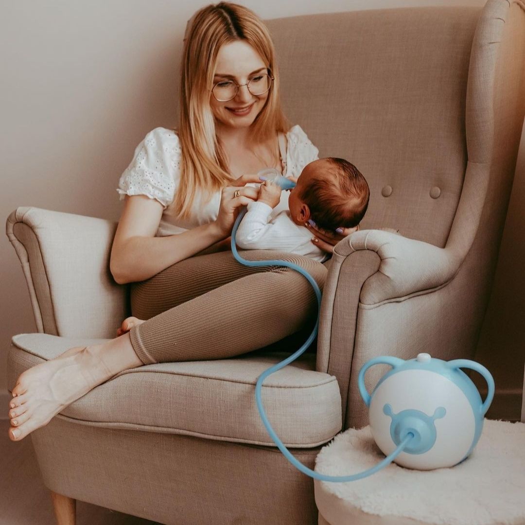 Nosiboo Pro kasutamine beebi kinnise nina puhastamiseks